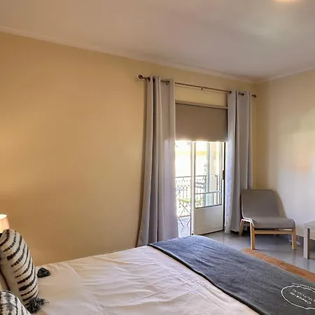 Bicos 303 - Shared Pool - 6 Guests - * Αλμπουφέιρα