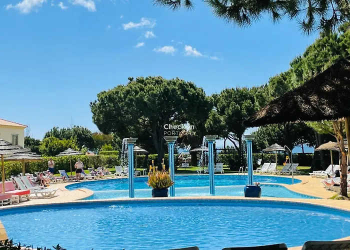 Bicos 303 - Shared Pool - 6 Guests - Albufeira Apartament *